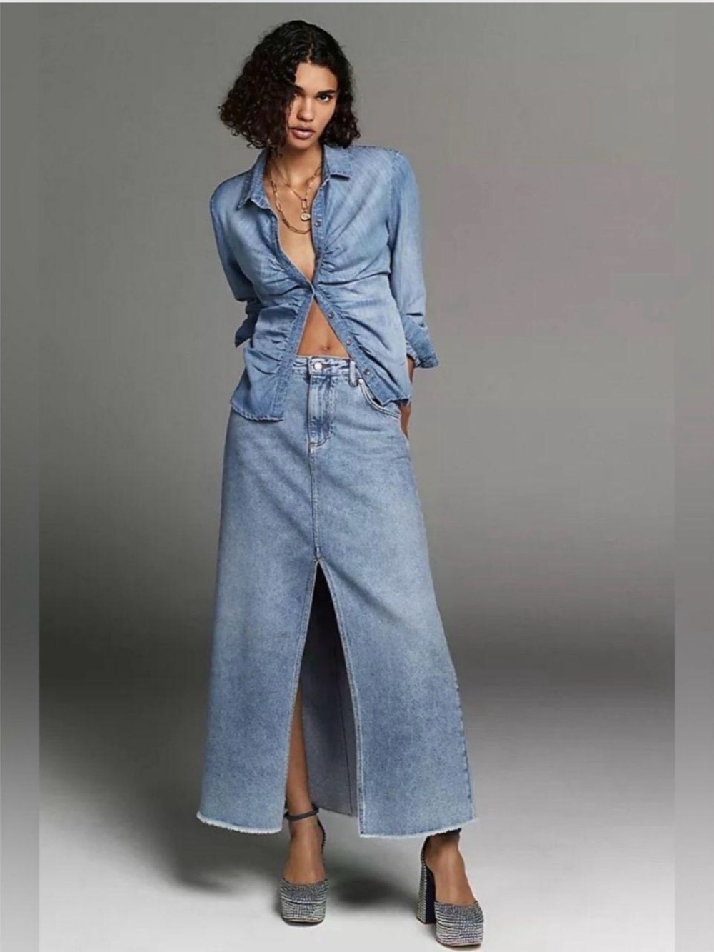 Anthropologie Pilcro Madi Front Slit Denim Maxi Skirt Fray Sky Size 8